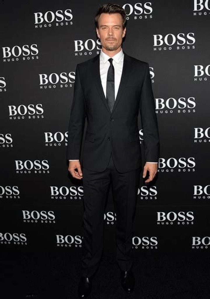 Josh Duhamel Height Weight Body Measurements Shoe Size Age Ethnicity