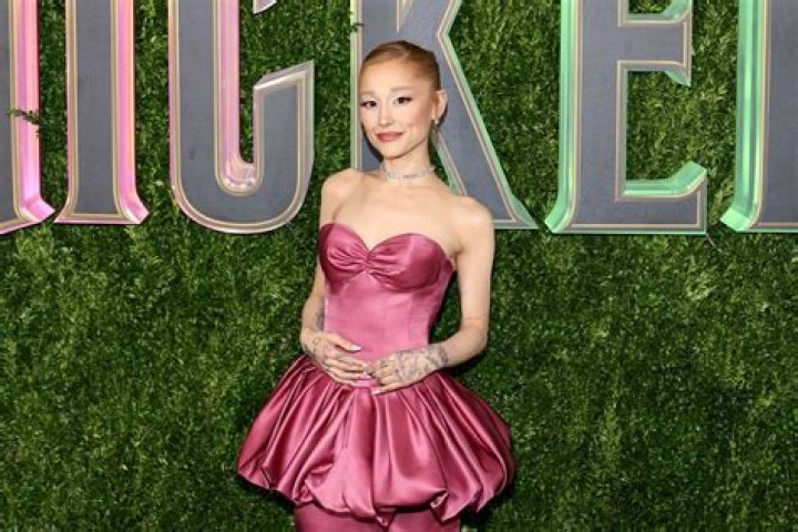 What Is Ariana Grande’S Vocal Range? – Celebrity