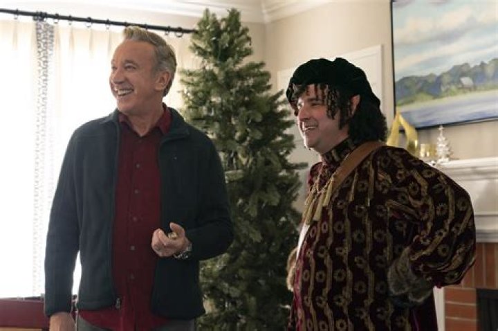 Why is Bernard the only tall elf? – Celebrity